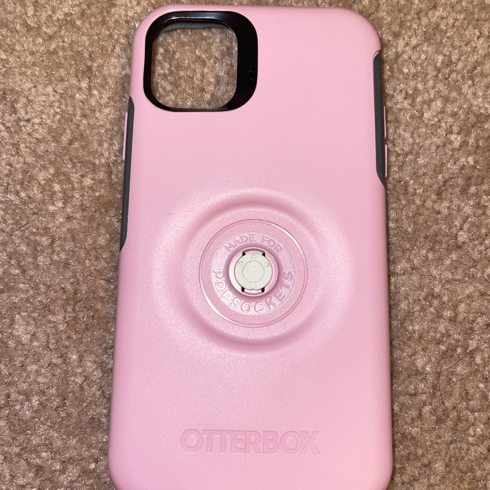 BRAND NEW !!! Otter box iphone 11 case